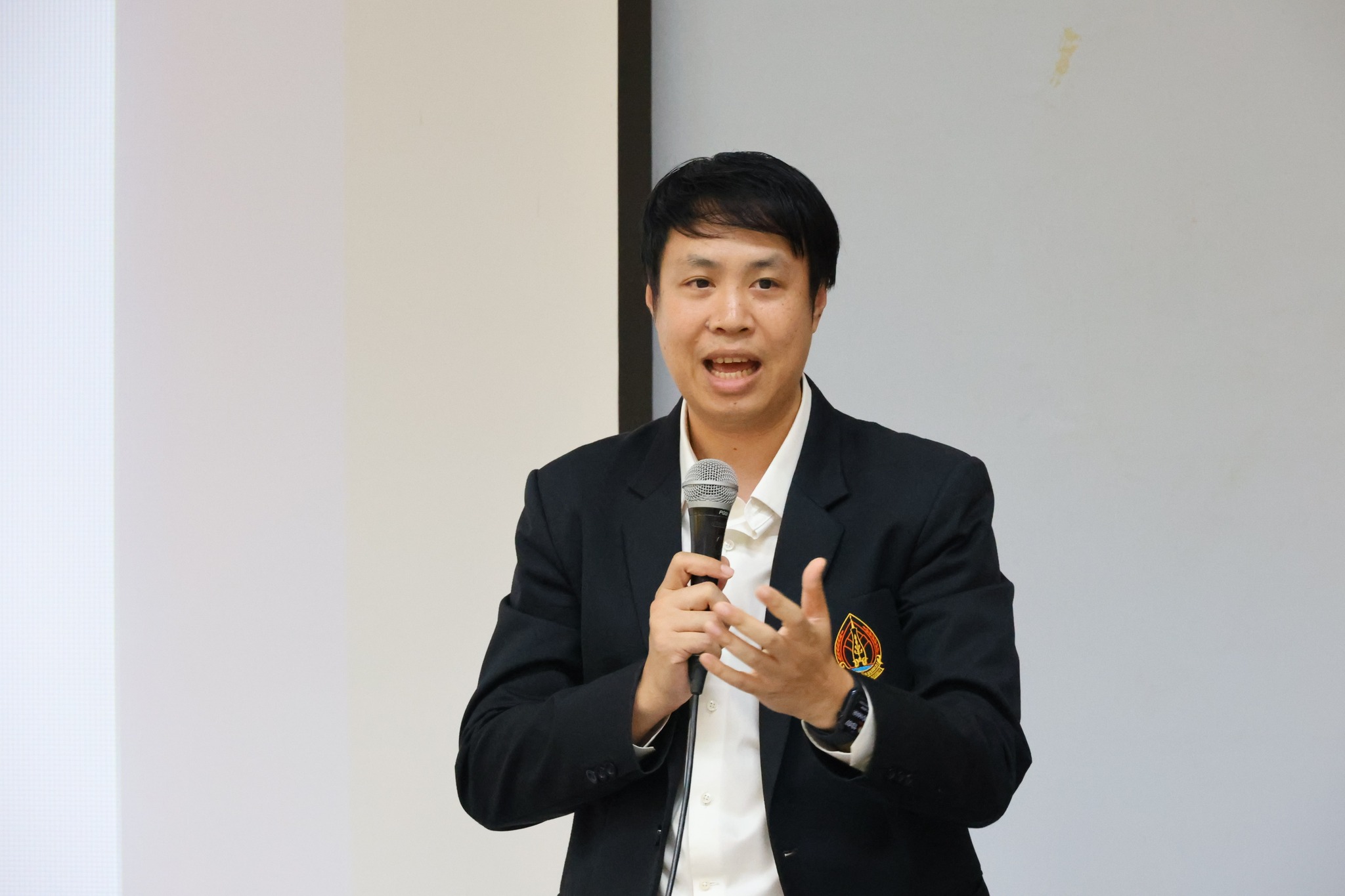 กองบริหารทรัพยากรมนุษย์ สนง.อธิการบดี มหาวิทยาลัยนครพนม จัดโครงการปฐมนิเทศบุคลากรที่บรรจุใหม่ ครั้งที่ 1/2569