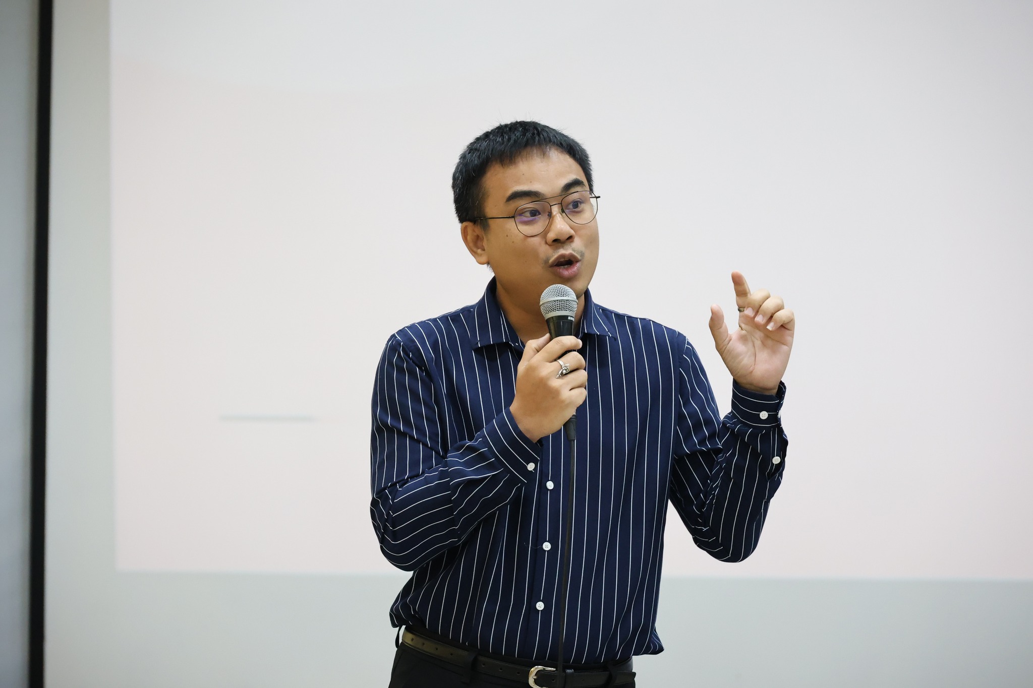 กองบริหารทรัพยากรมนุษย์ สนง.อธิการบดี มหาวิทยาลัยนครพนม จัดโครงการปฐมนิเทศบุคลากรที่บรรจุใหม่ ครั้งที่ 1/2569
