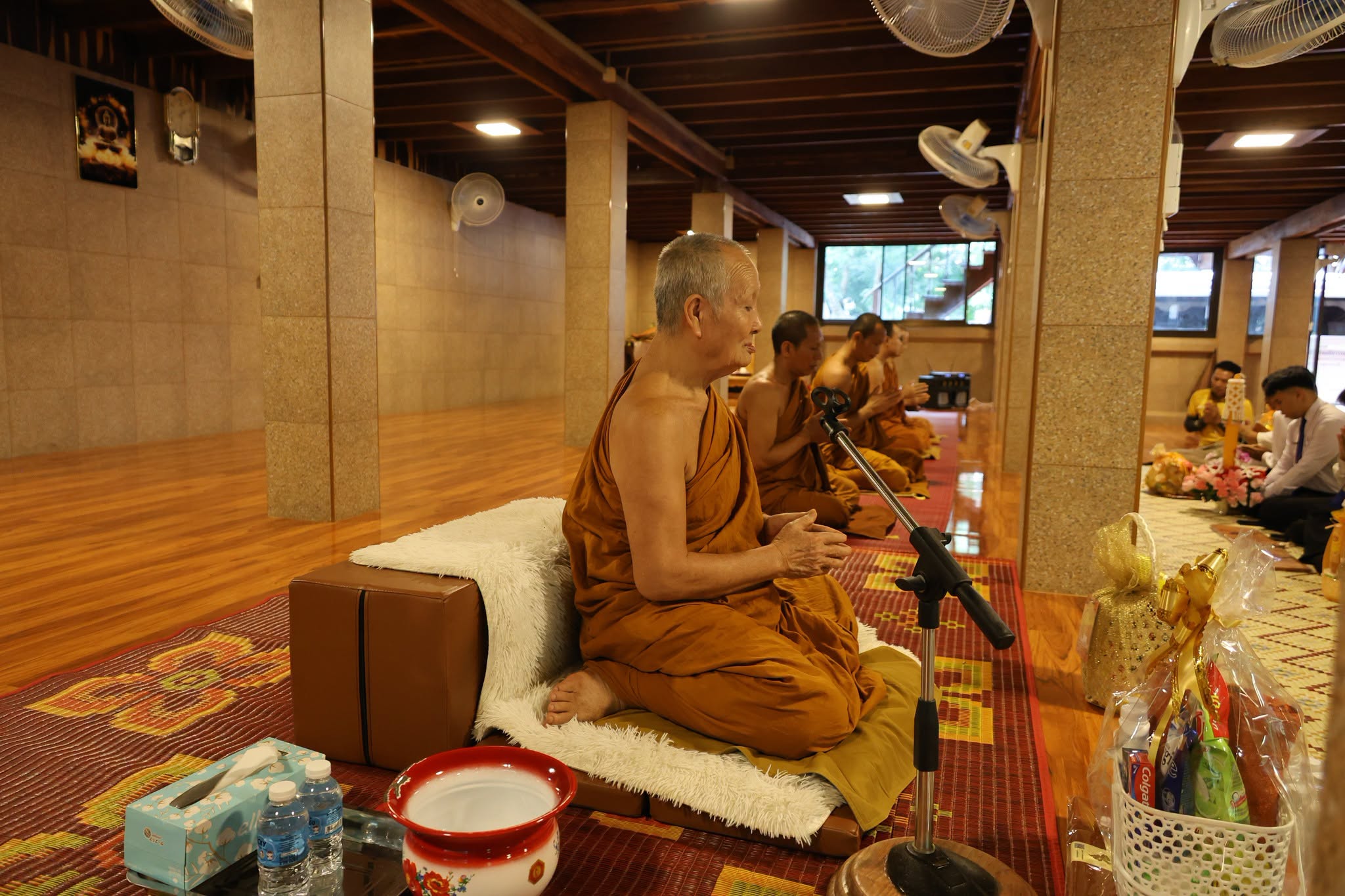 สนง.อธิการบดี ม.นครพนม ร่วมทำบุญวันอาสาฬหบูชาและวันเข้าพรรษา ประจำปี 2569