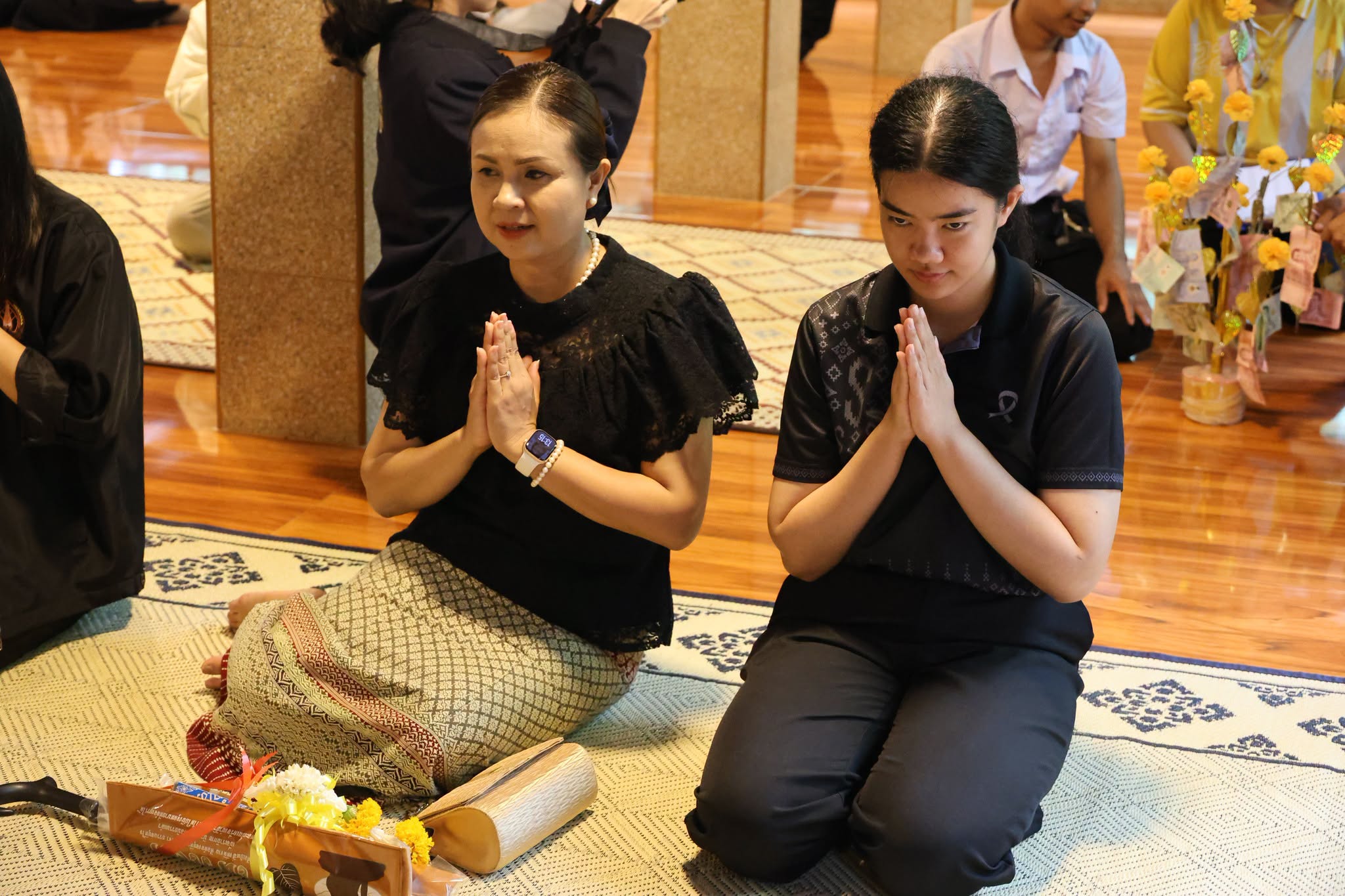 สนง.อธิการบดี ม.นครพนม ร่วมทำบุญวันอาสาฬหบูชาและวันเข้าพรรษา ประจำปี 2569