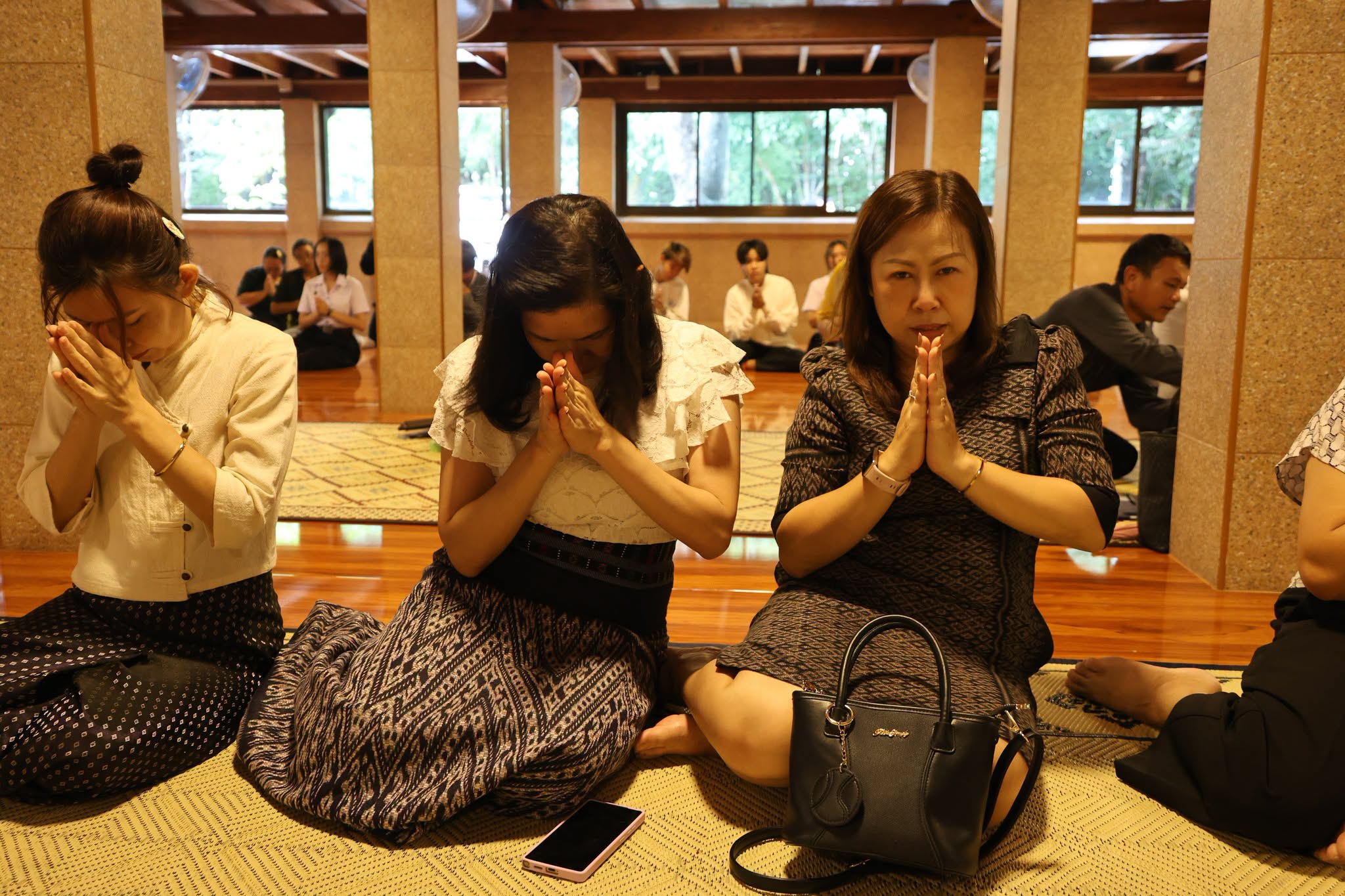 สนง.อธิการบดี ม.นครพนม ร่วมทำบุญวันอาสาฬหบูชาและวันเข้าพรรษา ประจำปี 2569
