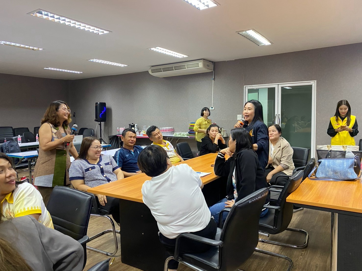 กองบริหารงานทั่วไป สำนักงานอธิการบดี มหาวิทยาลัยนครพนม จัดโครงการเสริมสร้างสุขภาวะในการทำงานและพัฒนาศักยภาพผู้นำ พัฒนาศักยภาพบุคลากรสู่การเป็นผู้นำยุคใหม่