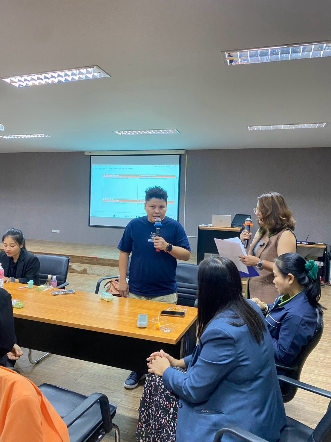 กองบริหารงานทั่วไป สำนักงานอธิการบดี มหาวิทยาลัยนครพนม จัดโครงการเสริมสร้างสุขภาวะในการทำงานและพัฒนาศักยภาพผู้นำ พัฒนาศักยภาพบุคลากรสู่การเป็นผู้นำยุคใหม่