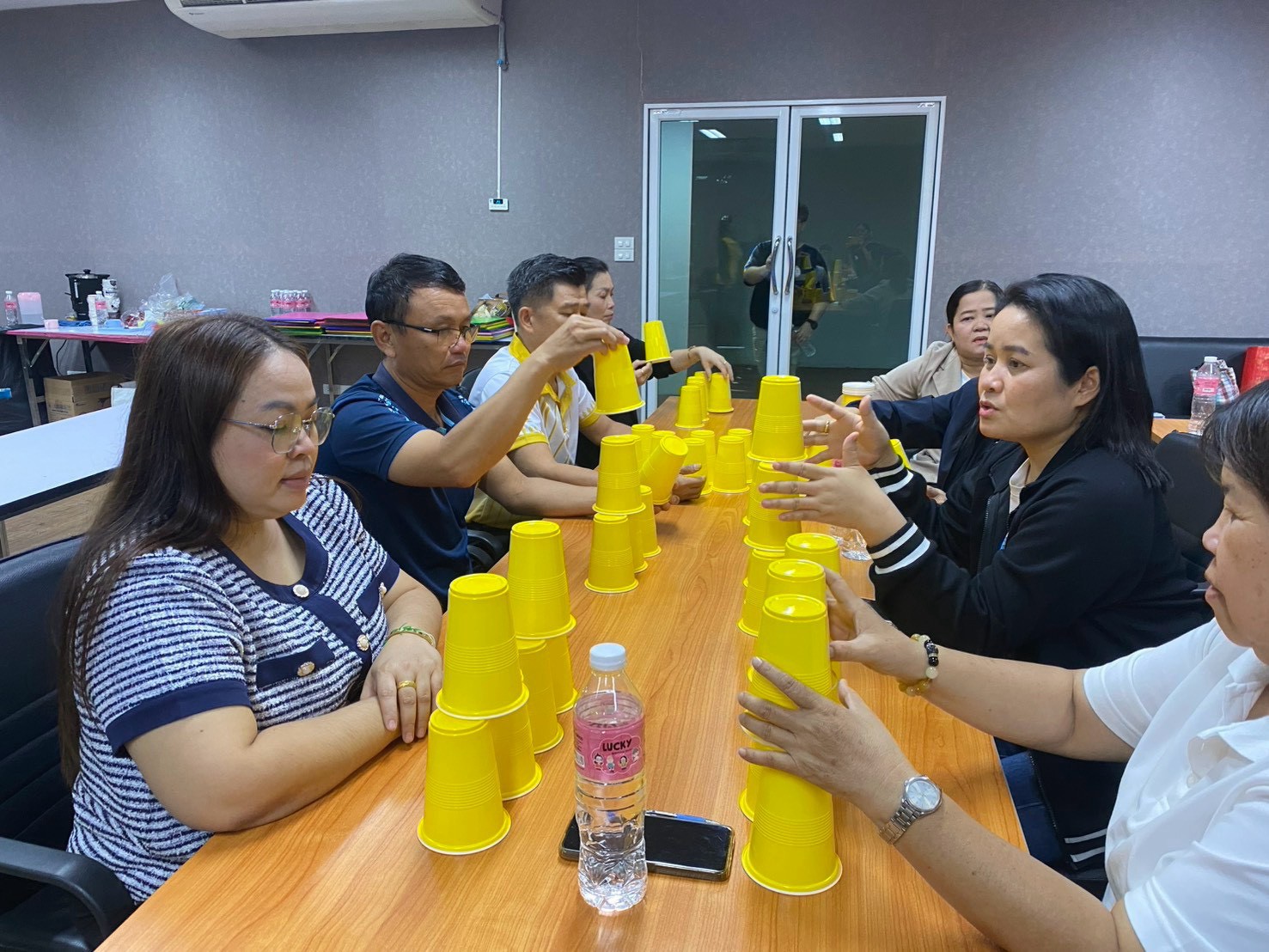 กองบริหารงานทั่วไป สำนักงานอธิการบดี มหาวิทยาลัยนครพนม จัดโครงการเสริมสร้างสุขภาวะในการทำงานและพัฒนาศักยภาพผู้นำ พัฒนาศักยภาพบุคลากรสู่การเป็นผู้นำยุคใหม่