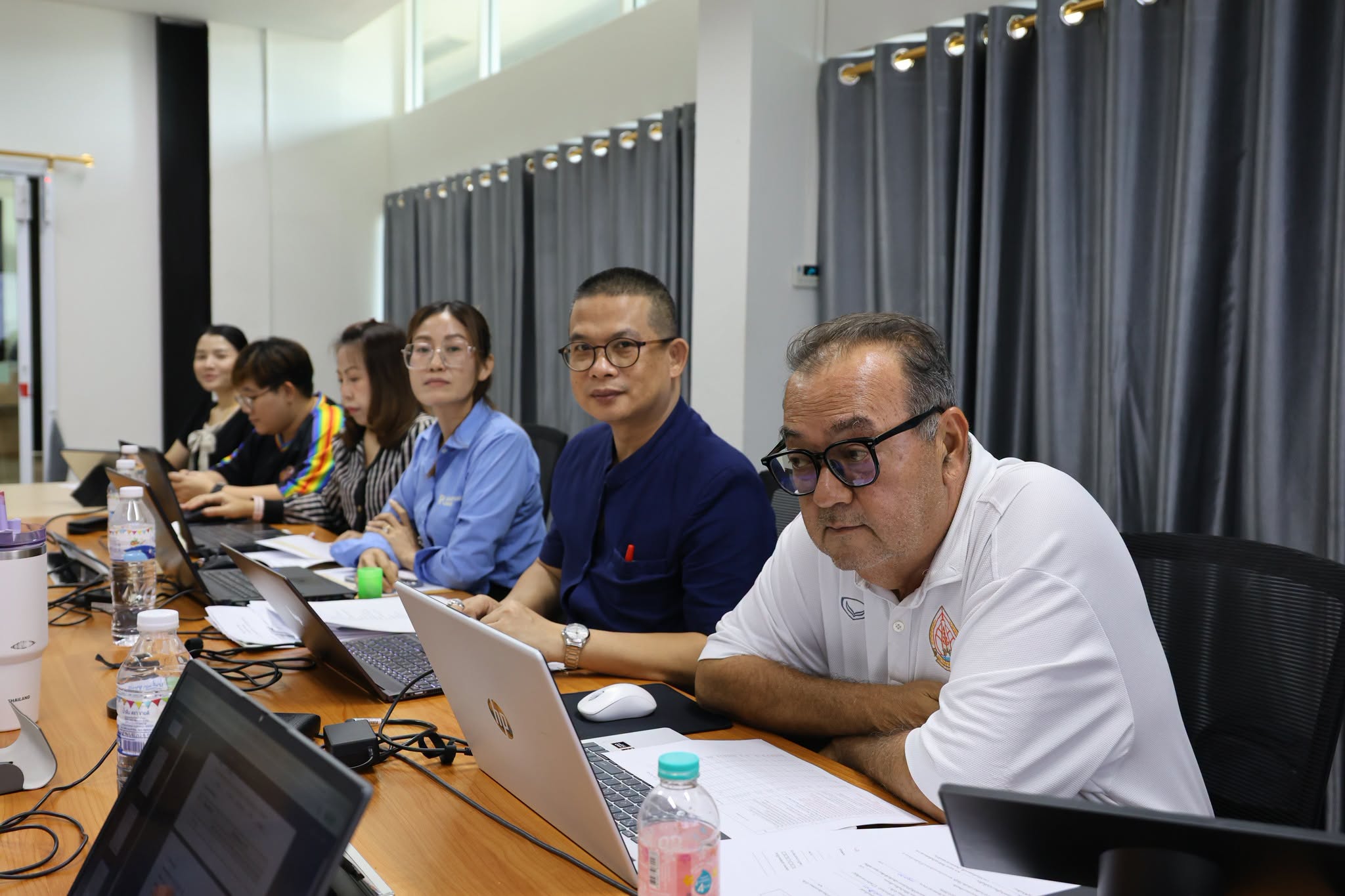 สำนักงานอธิการบดี ม.นครพนม ร่วมประชุมคณะกรรมการกลั่นกรองงบประมาณ ประจำปีงบประมาณ พ.ศ. 2570