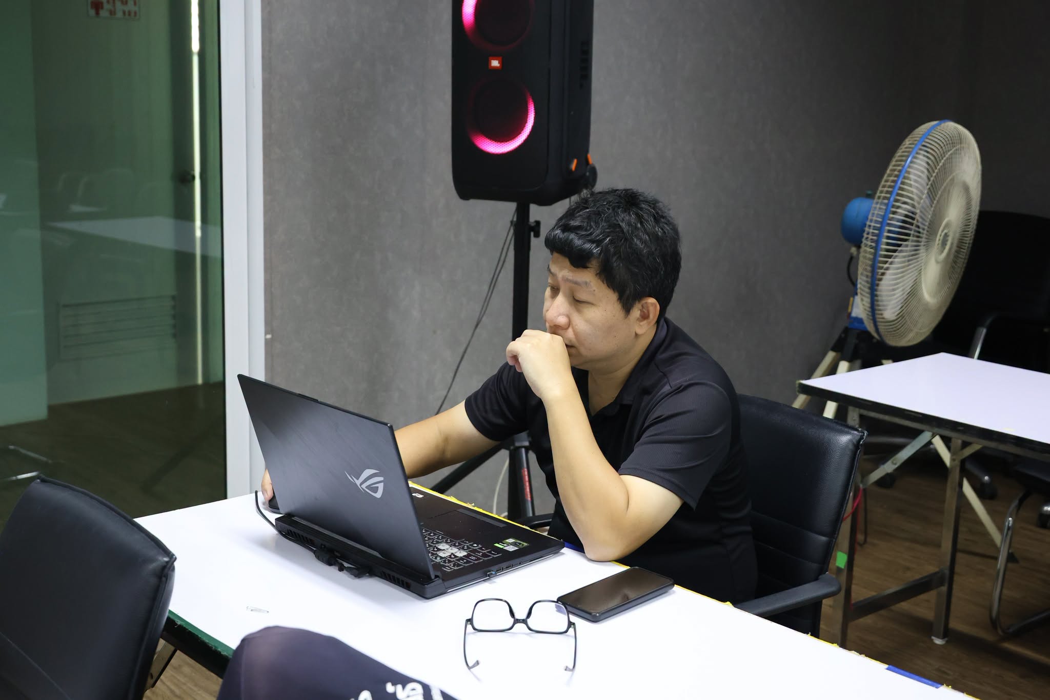 สำนักงานอธิการบดี ม.นครพนม เดินหน้า KM IN ACTION ยกระดับการทำงานด้วยองค์ความรู้